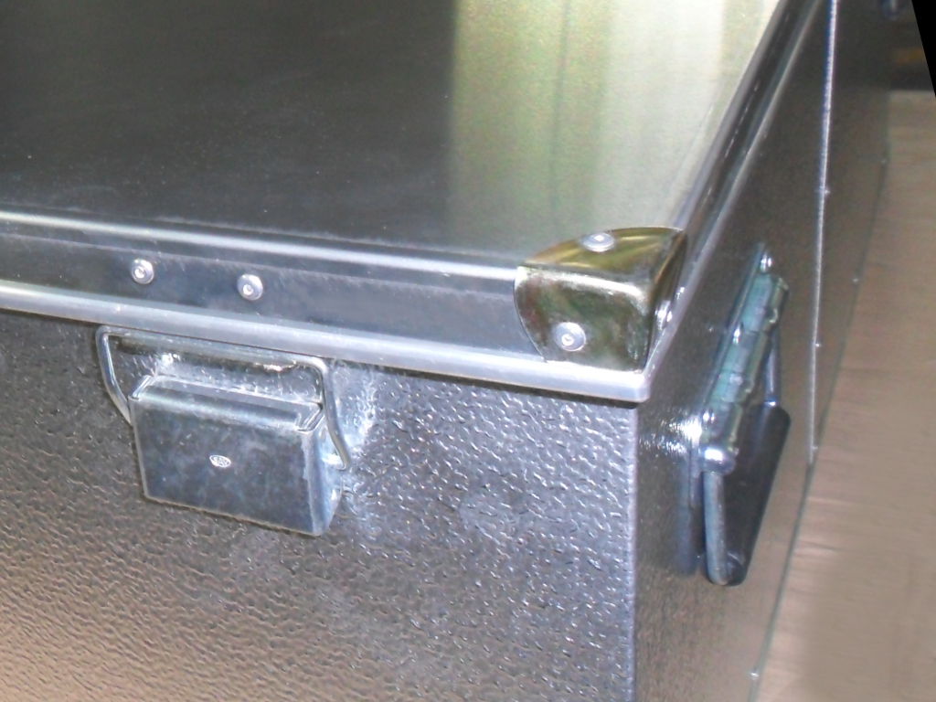 Aluminiowe skrzynie ewakuacyjne realizacje na zamówienie